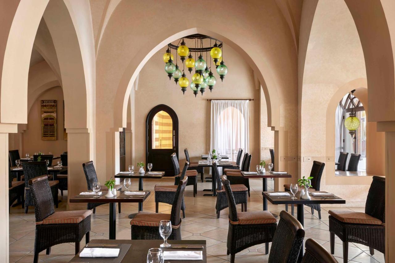 Jaz Neo Dar El Madina Hotel Coraya Bay Bagian luar foto