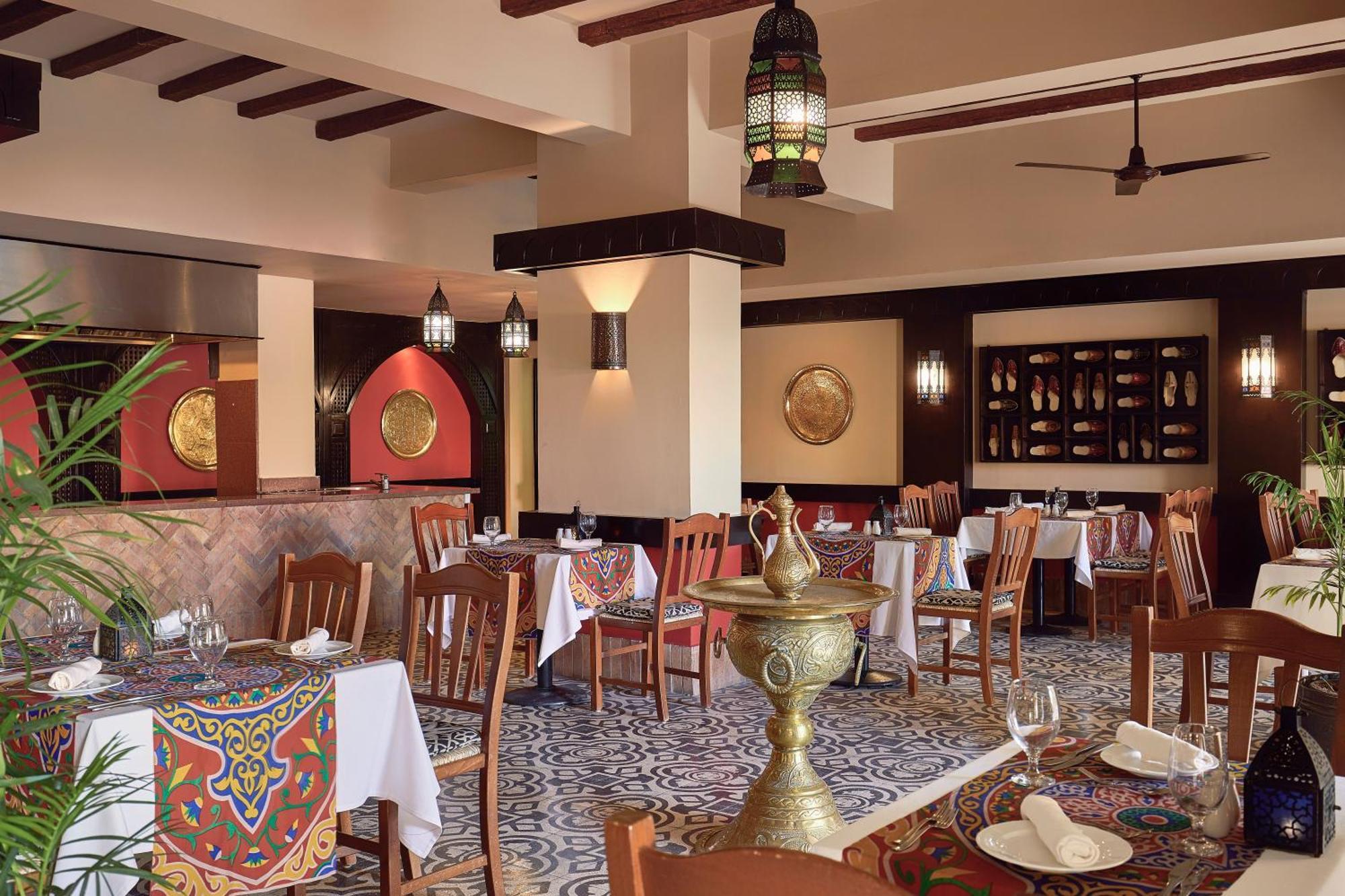 Jaz Neo Dar El Madina Hotel Coraya Bay Bagian luar foto